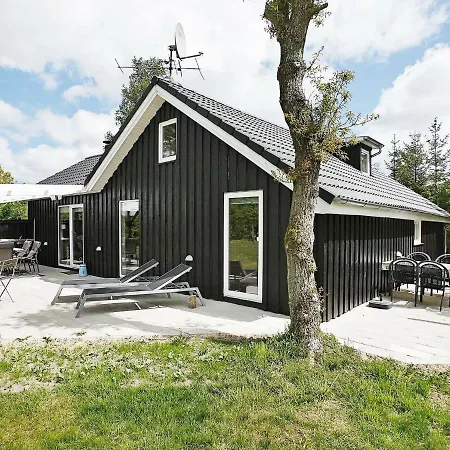 Three-bedroom Holiday In Hadsund 39 Øster Hurup